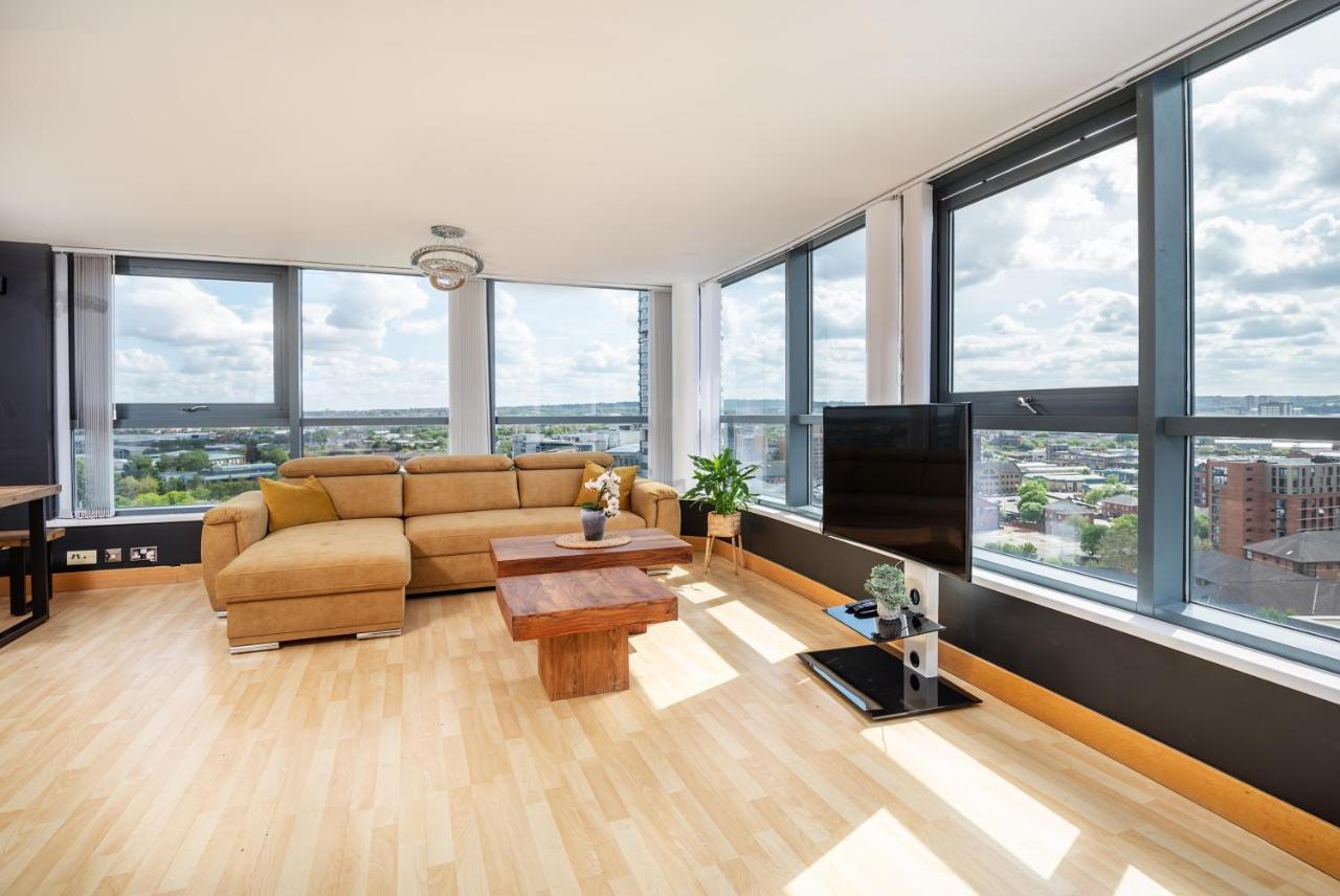 Leeds Most Stunning Penthouse! - Sleeps 8 Apartment Bagian luar foto