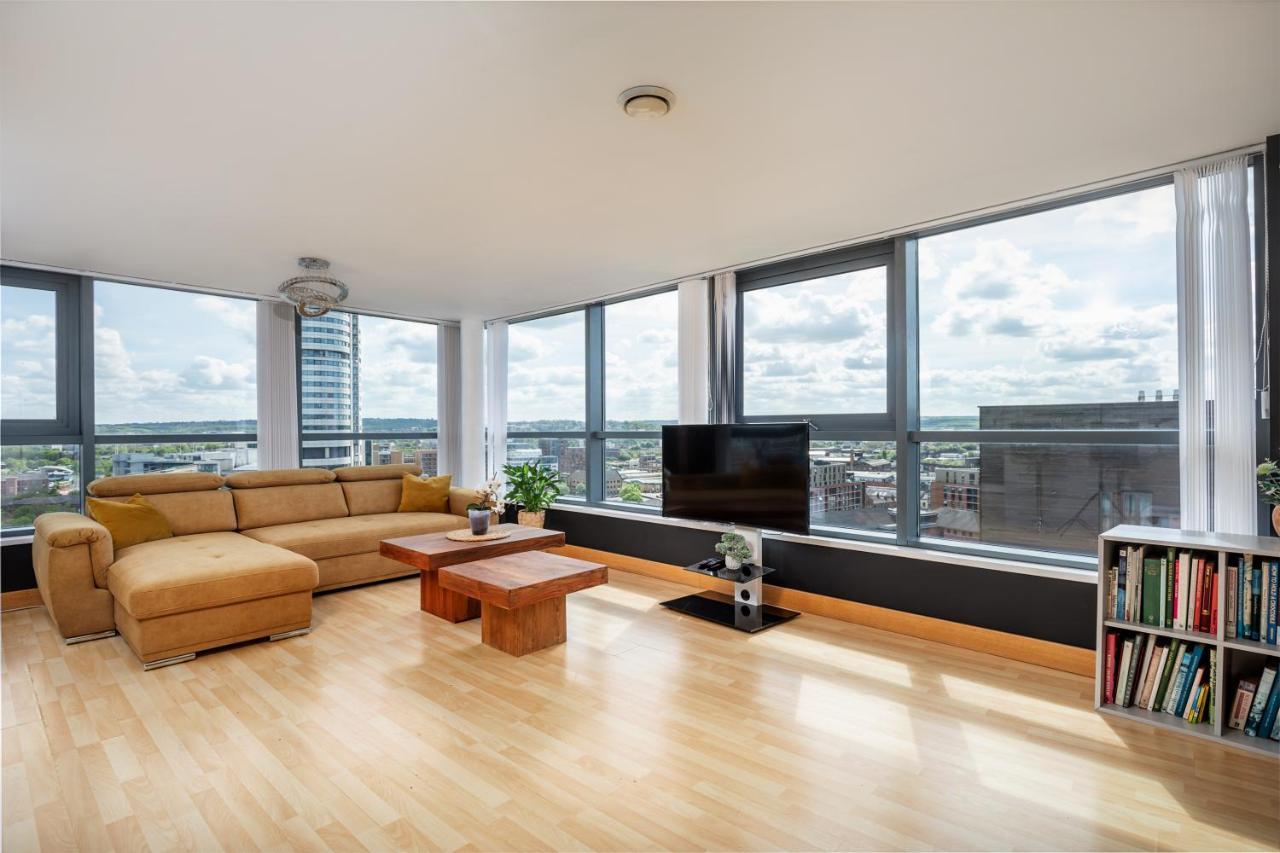 Leeds Most Stunning Penthouse! - Sleeps 8 Apartment Bagian luar foto